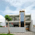 Oyo 2140 Hs Residence